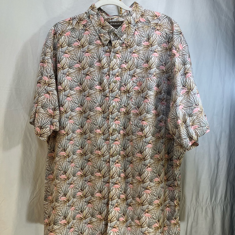 Ariat XXL flamingo and palm short sleeve button up casual shirt